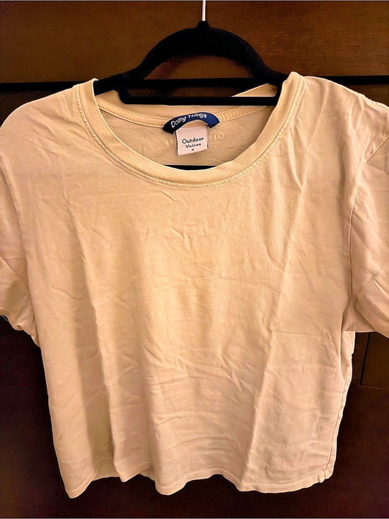 Outdoor Voices Tops - Outdoor Voices Short Sleeve Tee in light green, Size Medium